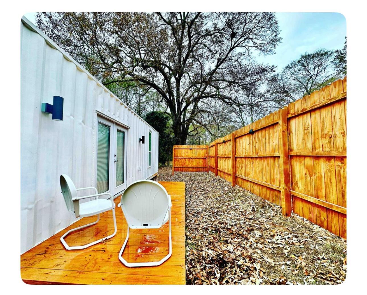Nomehaus Shipping Container Studio Residential Neighborhood Athens Eksteriør billede